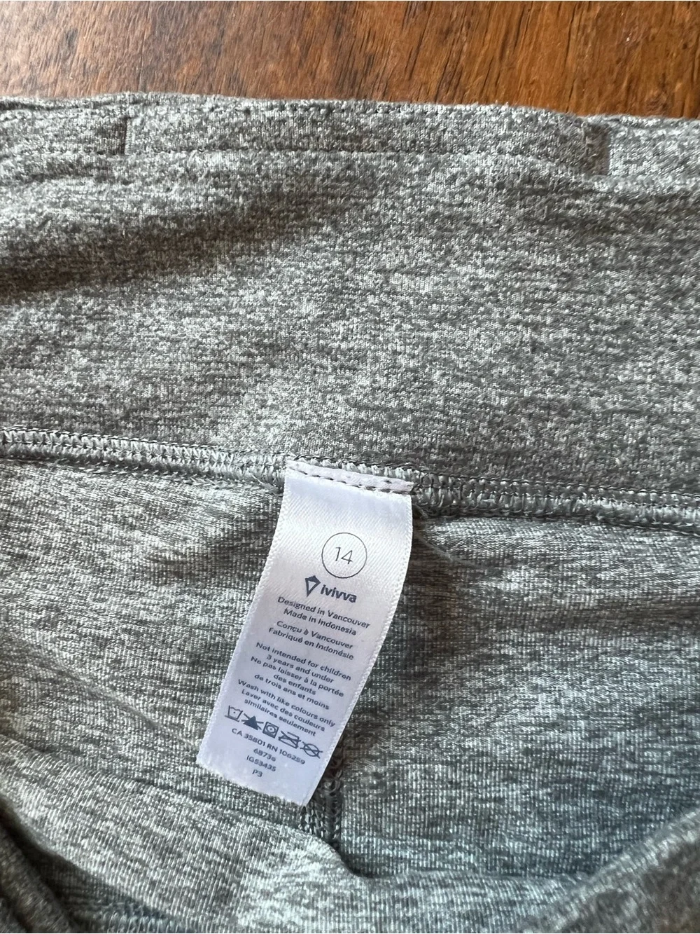 Ivivva kids grey leggings and jacket set size 14